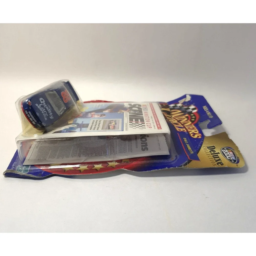 Vintage Winners Circle Dale Jarrett #88 1:64 Deluxe Collection 2000